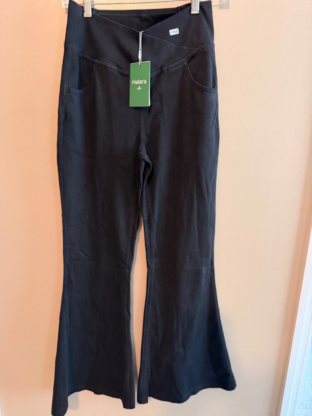 Halara MP medium petite Black Flare Leggings With Crossover Waistband & Pockets